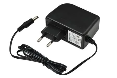 Fuente de alimentación de 220V CA de entrada y 12V CC /2A de salida